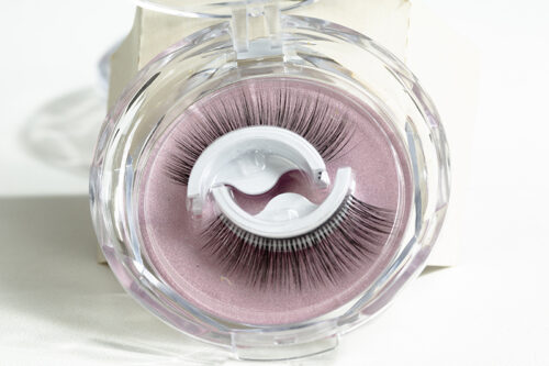 Pestañas autoadheribles